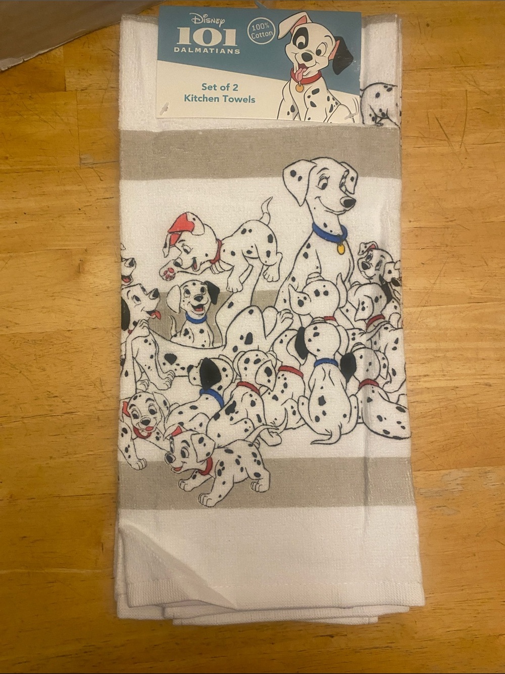 Disney 101 Dalmatians set of 2 Cotton Kitchen Towels NWT Abt 18x28